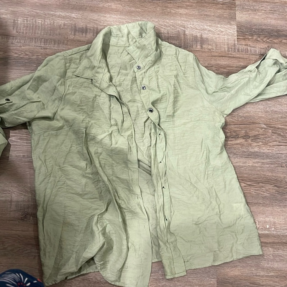 Green shirt